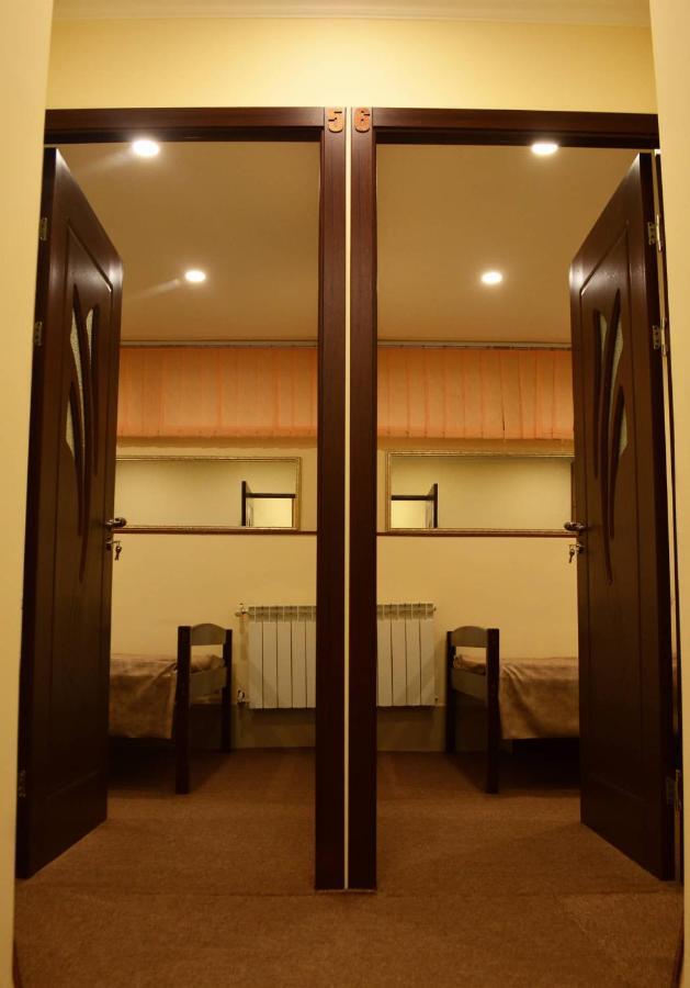 A&X Hostel And Tours Γιερεβάν Εξωτερικό φωτογραφία